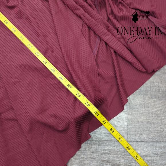 Charmo Plus Size Maternity Ruffle Shoulder Keyhole One Piece Swimsuit Size 3X - Picture 6 of 8